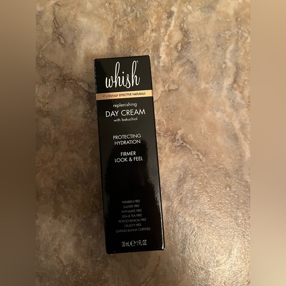 BNIB Replenishing Day Cream - Whish - Picture 12 of 15